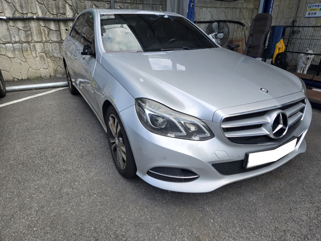 2014 Benz E-Class W212 E220 CDI Avantgarde (005095) pre-producted