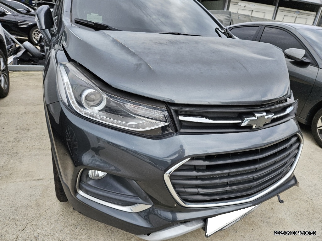 2018 The New Trax Diesel 1.6 Premier (504827) pre-producted