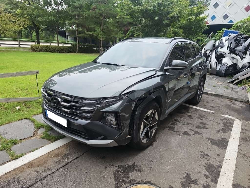 2025 The New Tucson (NX4) Gasoline 1.6 Turbo 4WD Premium (410573) pre-producted