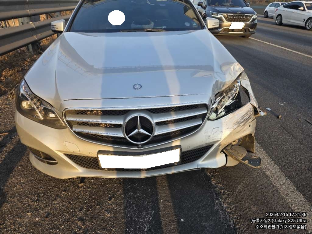 2016 Benz E-Class W212 E250 BlueTEC 4MATIC Avantgarde (306851) pre-producted