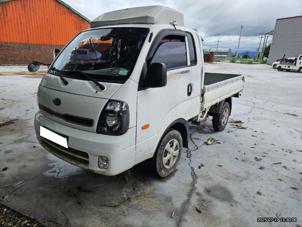 2015 Bongo 3 4WD (946233) pre-producted
