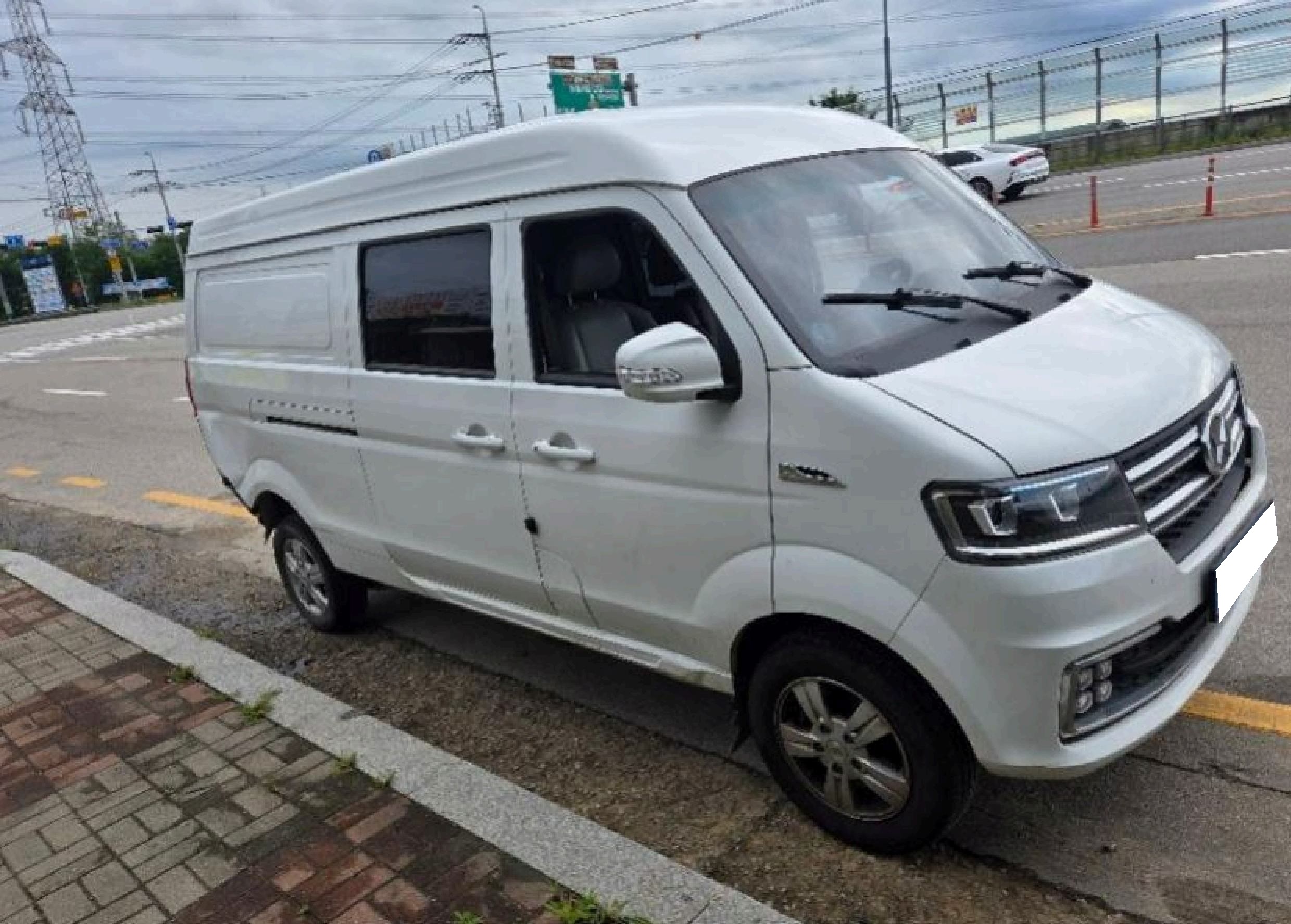 2023 ET 4VAN (003223) pre-producted