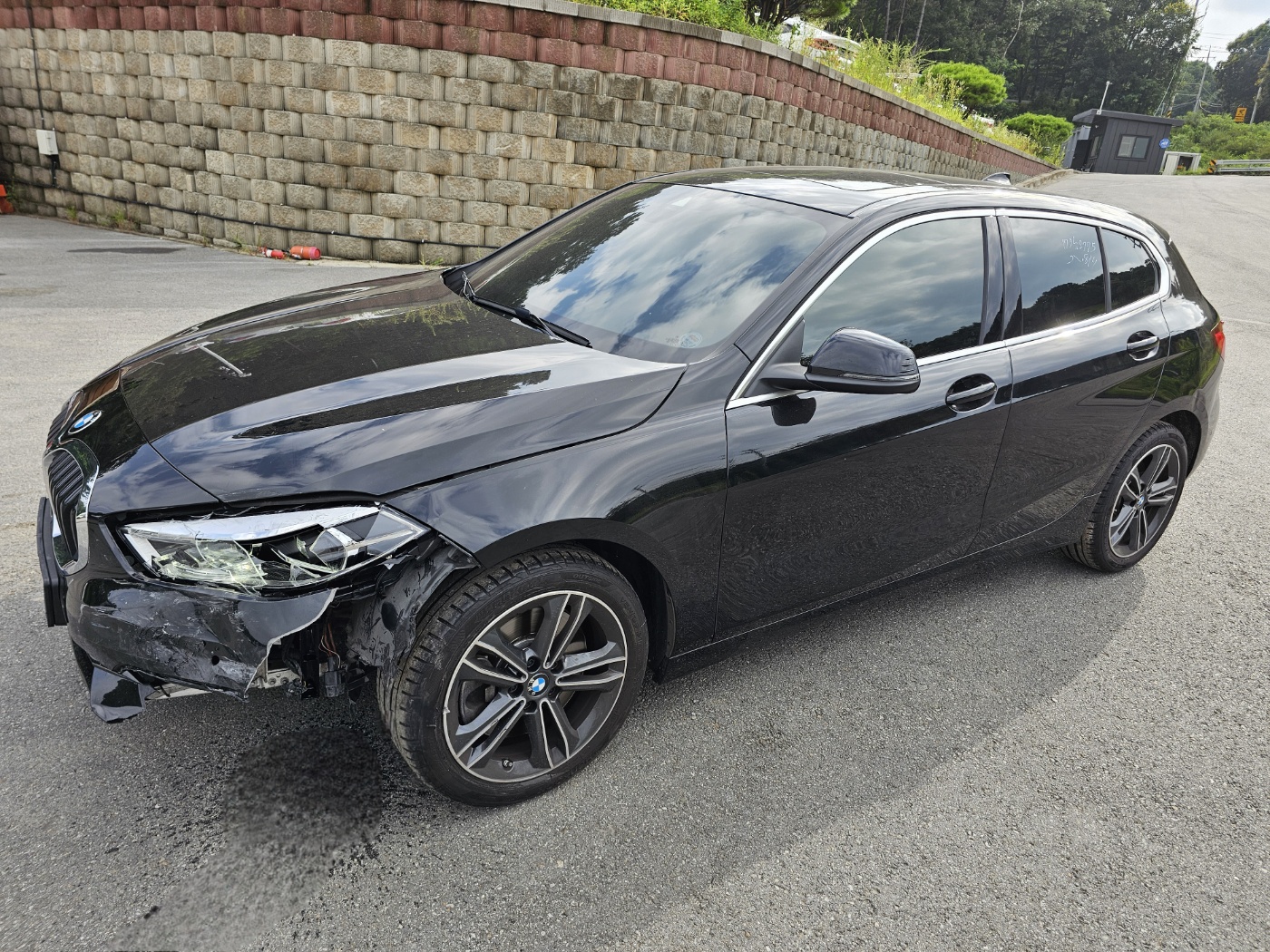 [SOLDOUT]2024 BMW 1 Series (F40) 120i M Sport (S/N: N16589)