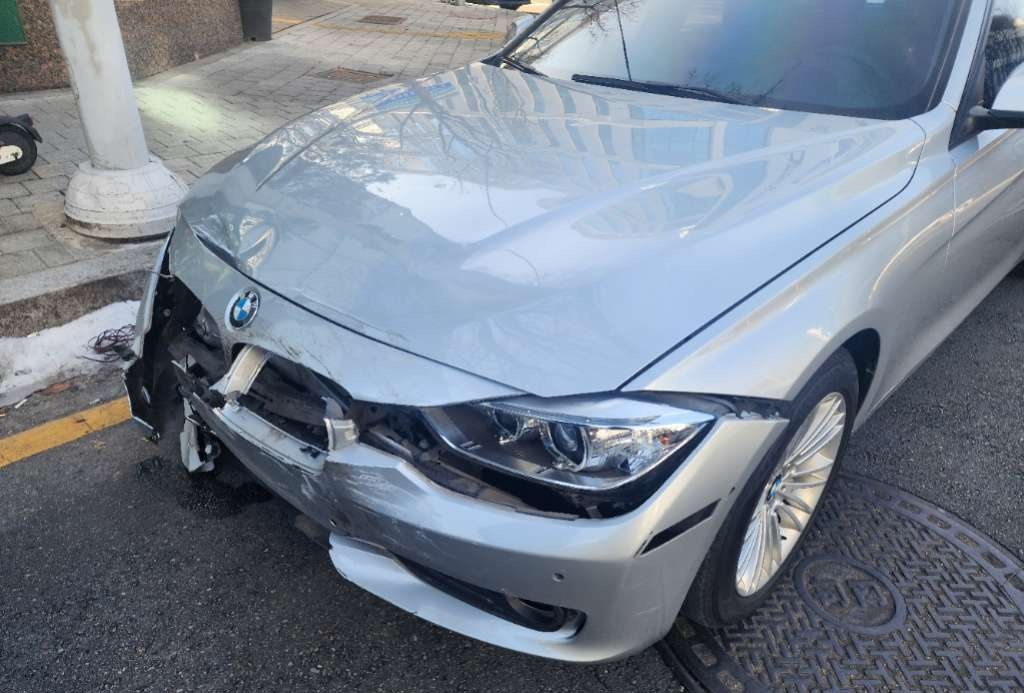 [Reserved]2015 BMW 3 Series (F30) 320d (277540) pre-producted