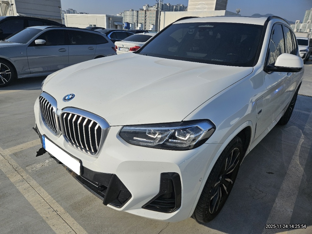 2022 BMW X3 (G01) xDrive 30e M Sport Pro (K87889) pre-producted