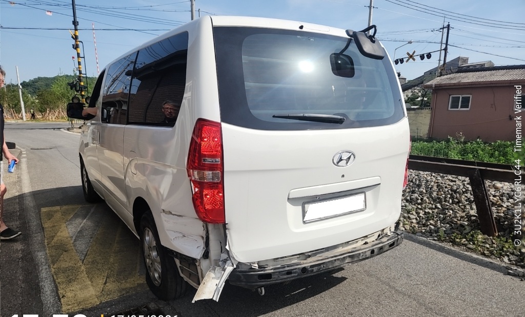 2014 Grand Starex Van (623798) pre-producted