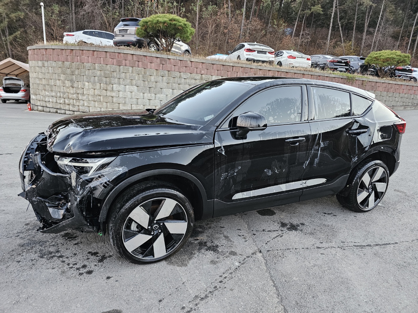 2024 Volvo C40 Recharge Twin Ultimate AWD (S/N: 108098)