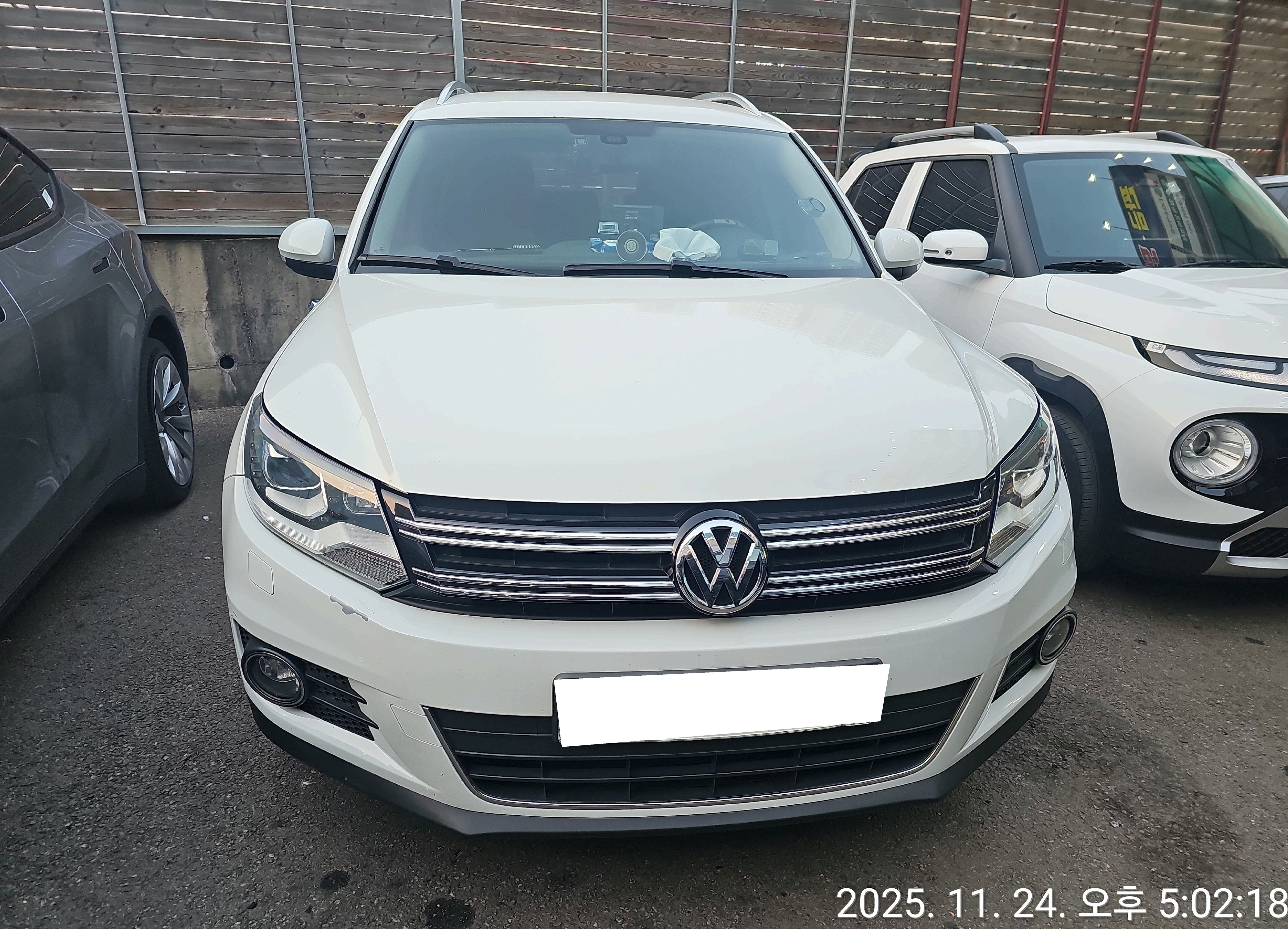 2015 Volkswagen New Tiguan 2.0 TDI Comfort (557225) pre-producted