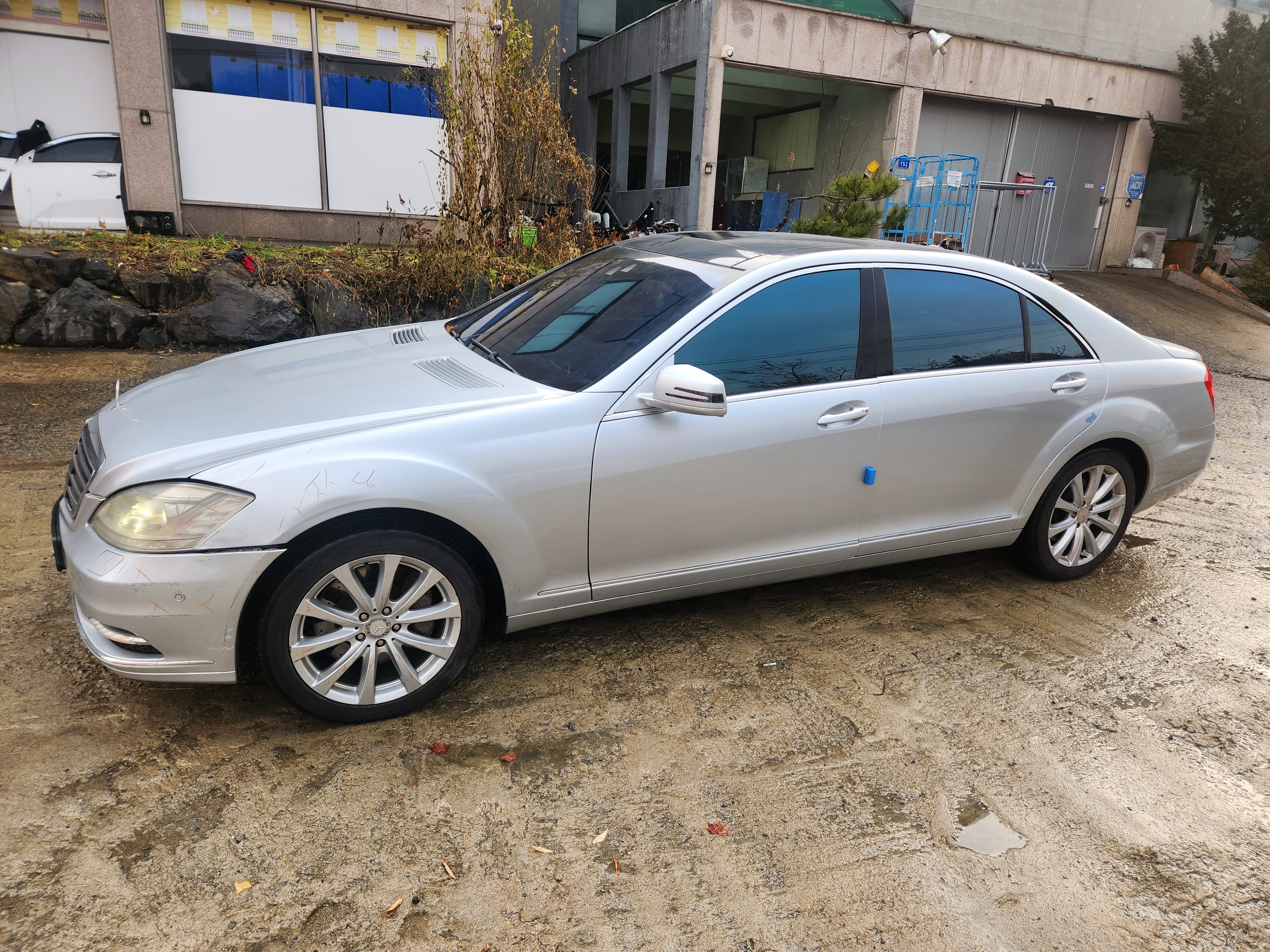 2010 Benz S-Class-W221 S500L 4MATIC (S/N: 359860)