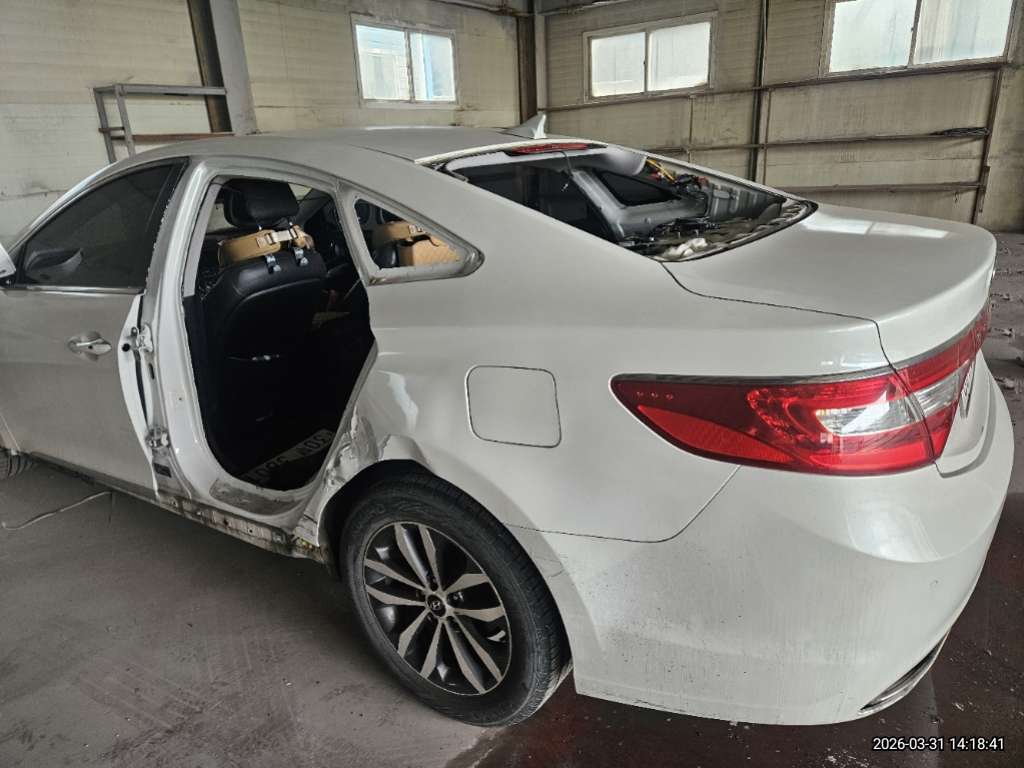 2011 Grandeur HG HG300 PRIME (019668) pre-producted