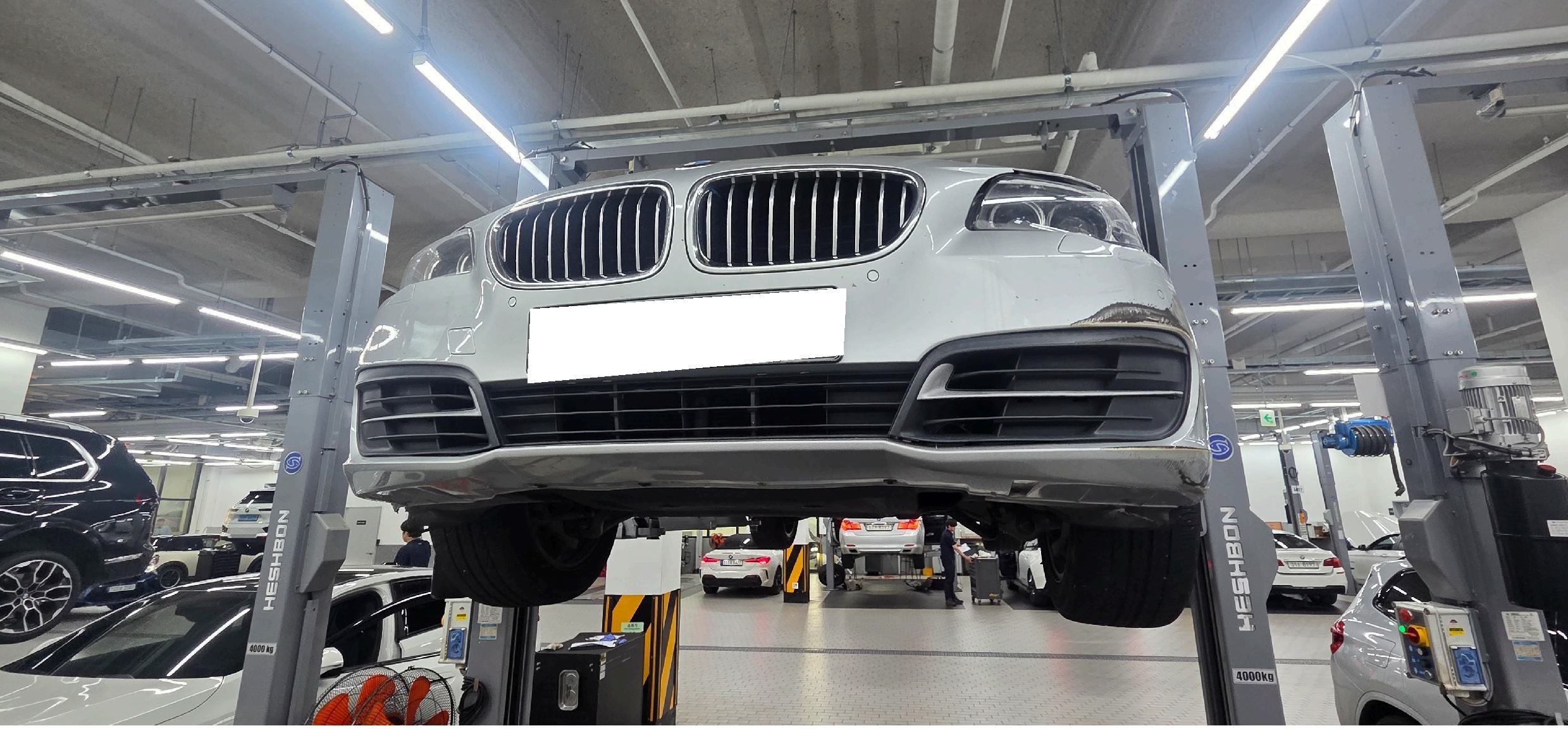 2014 BMW 5 Series (F10) 528i (016204) pre-producted