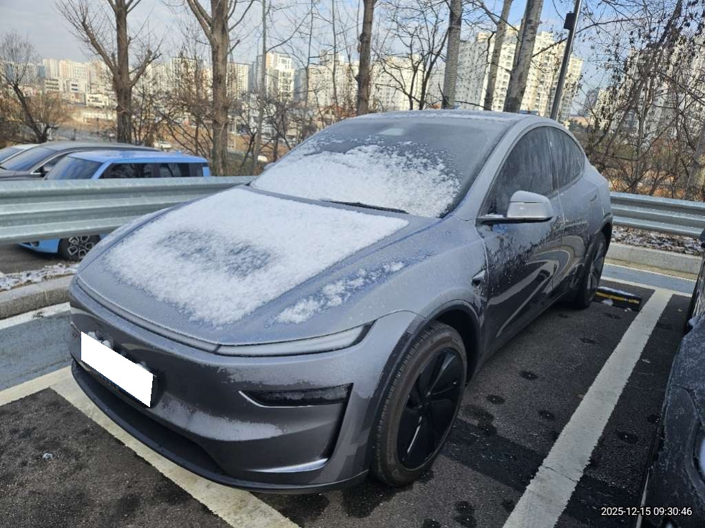 [Reserved]2025 Tesla Model Y Long Range (101840) pre-producted