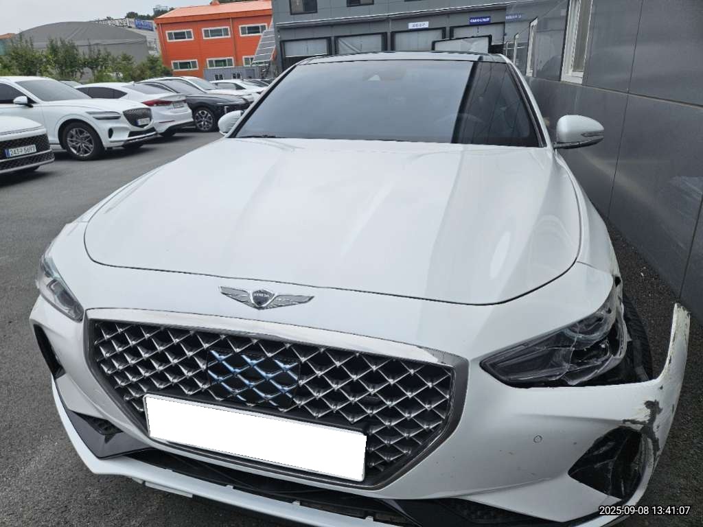 2019 Genesis G70 2.0T Elite (052157) pre-producted