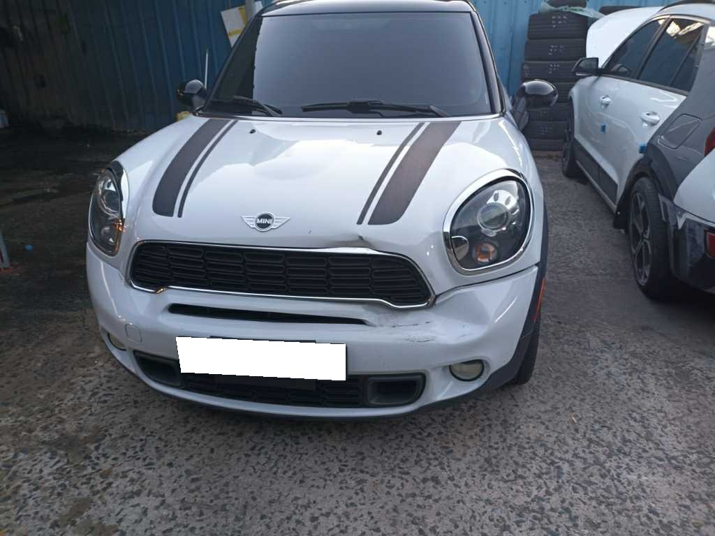 2014 Mini Cooper S Countryman (T00445) pre-producted