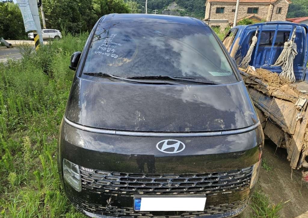 2025 Staria 2WD L3.5 Cargo Modern (248383) pre-producted