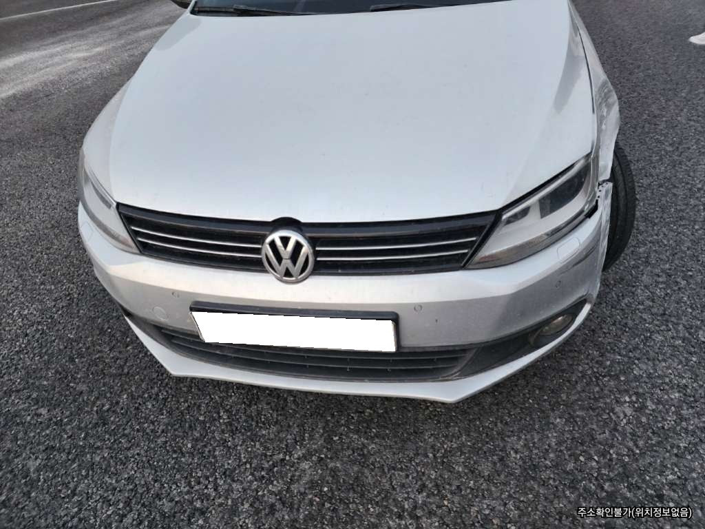 2014 Volkswagen New Jetta 1.6 TDI BlueMotion (040387) pre-producted