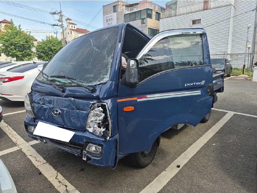 [Auction] 2023 Porter 2 1.0-ton Super Cab CRDi(055325) pre-producted