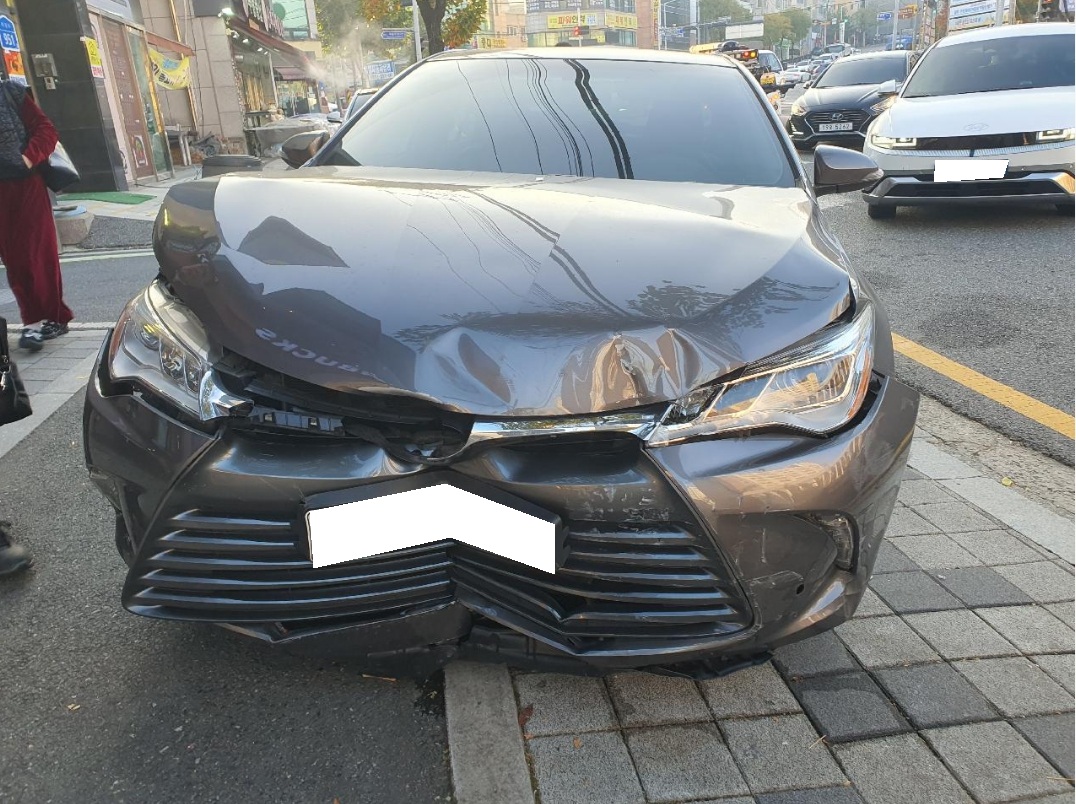 [SOLDOUT]2016 Toyota New Camry 2.5 XLE (568066) pre-producted