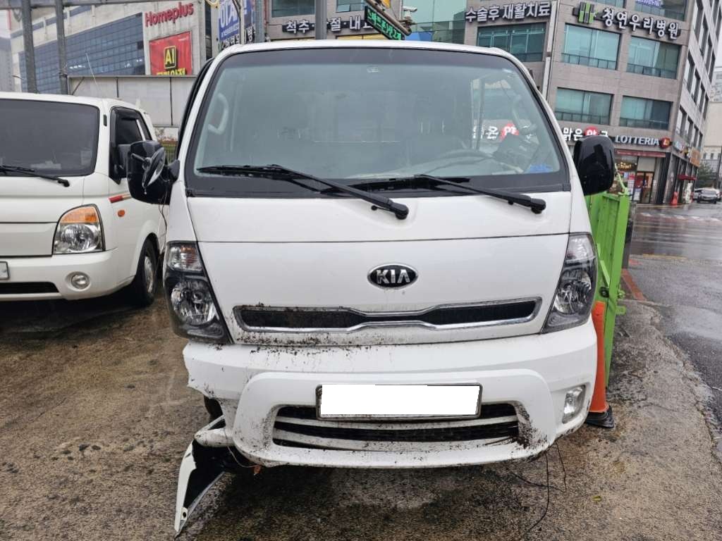 2015 Bongo 3 4WD (993566) pre-producted