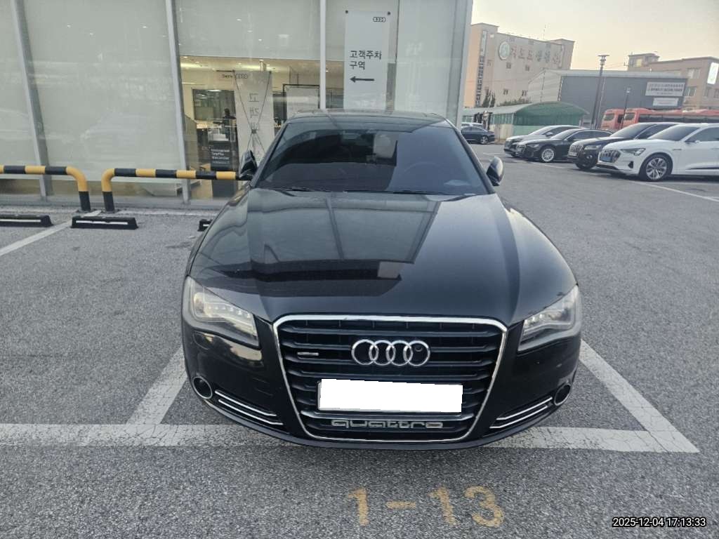 2011 Audi New A8 4.2 FSI Quattro (009955) pre-producted