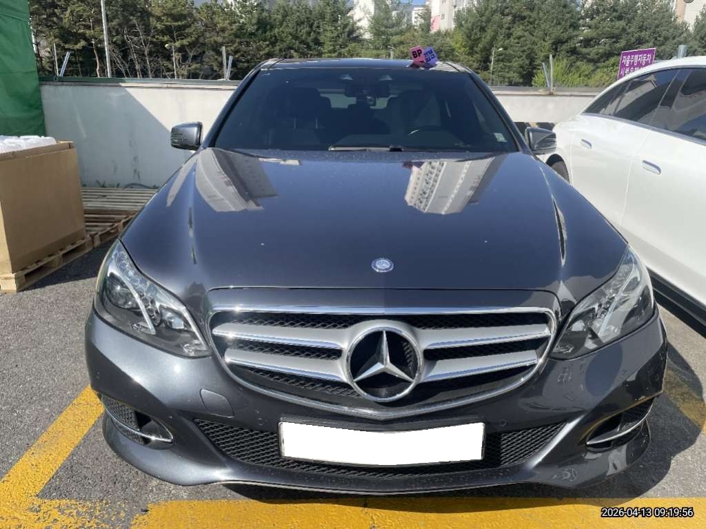 2014 Benz E-Class W212 E300 4MATIC Avantgarde (073758) pre-producted