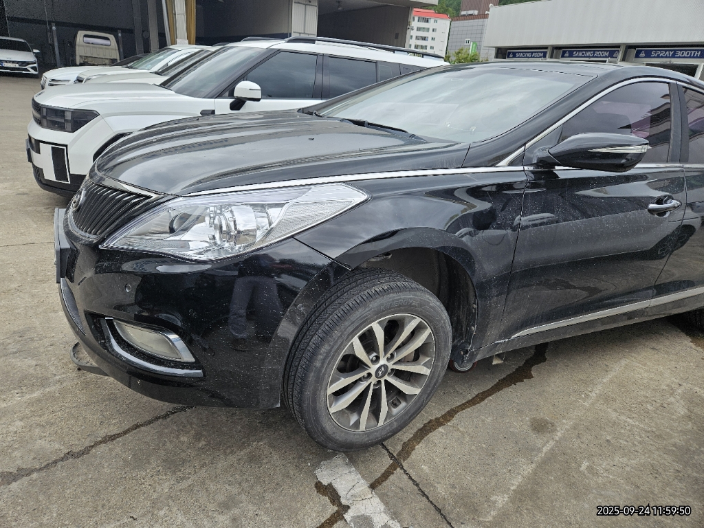 2011 Grandeur HG HG240 LUXURY (076561) pre-producted