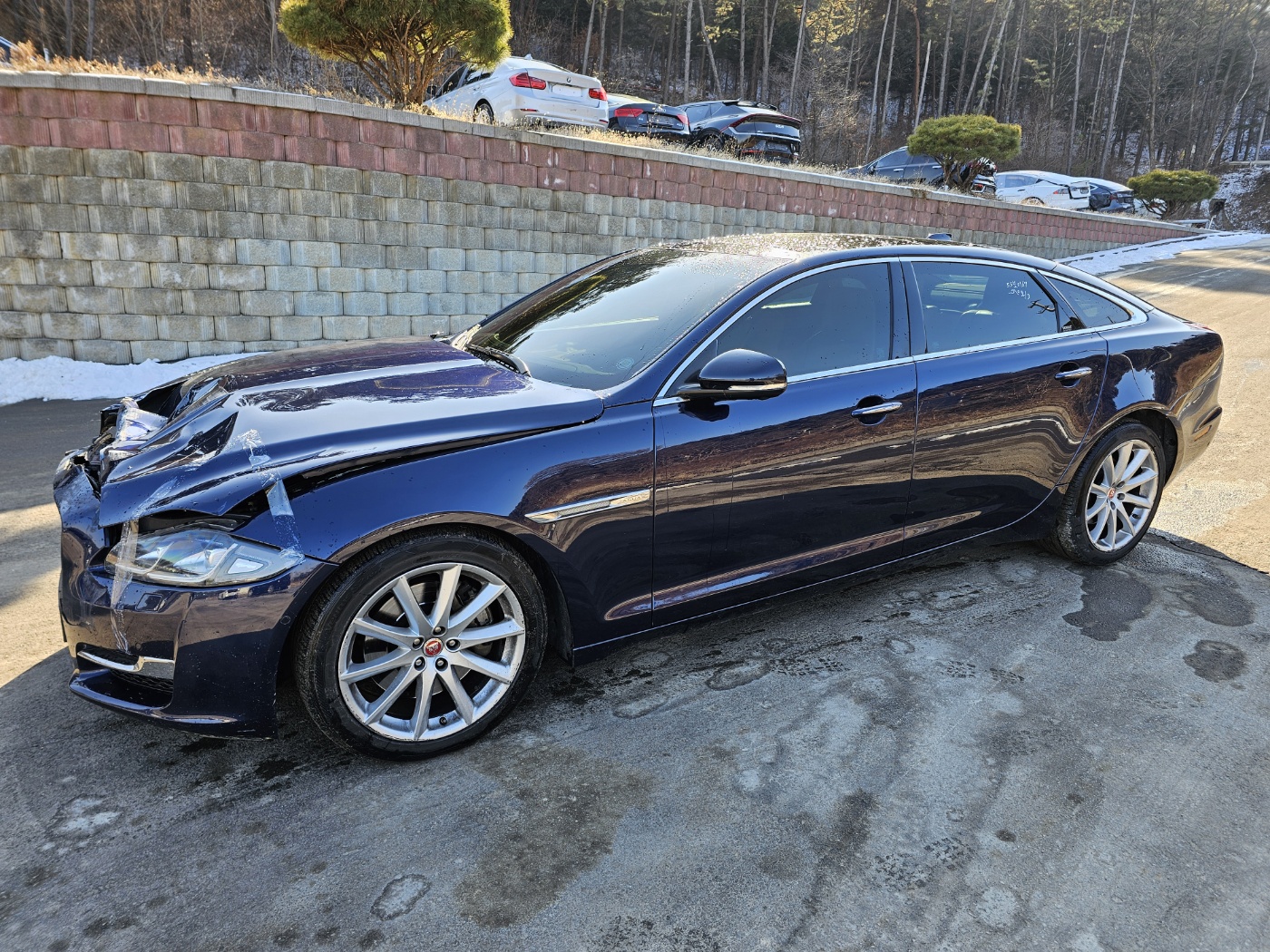 2016 Jaguar XJ (X351) 3.0D Premium Luxury LWB (S/N: V93494)