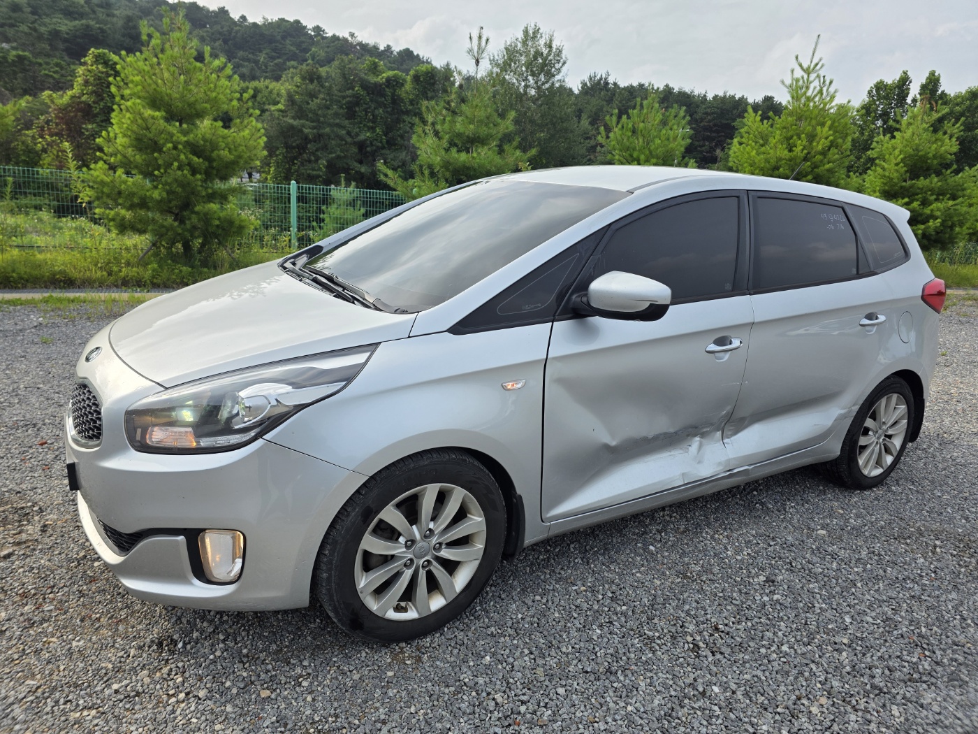 2014 All-New Carens 2.0 LPI (S/N: 014996)