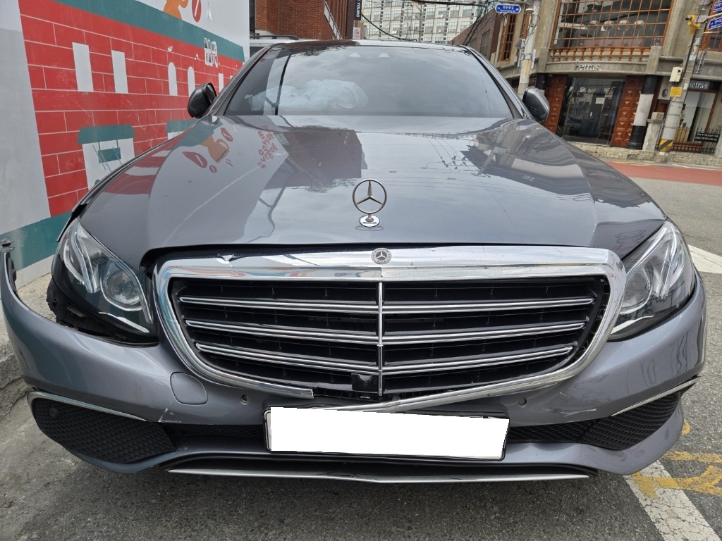 [Reserved]2017 Benz E-Class W213 E300 4MATIC Avantgarde (251139) pre-producted