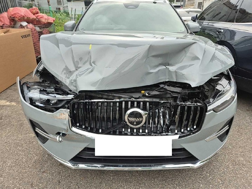 [Auction] 2024 Volvo XC60 (2nd Gen) B5 AWD(790106) pre-producted