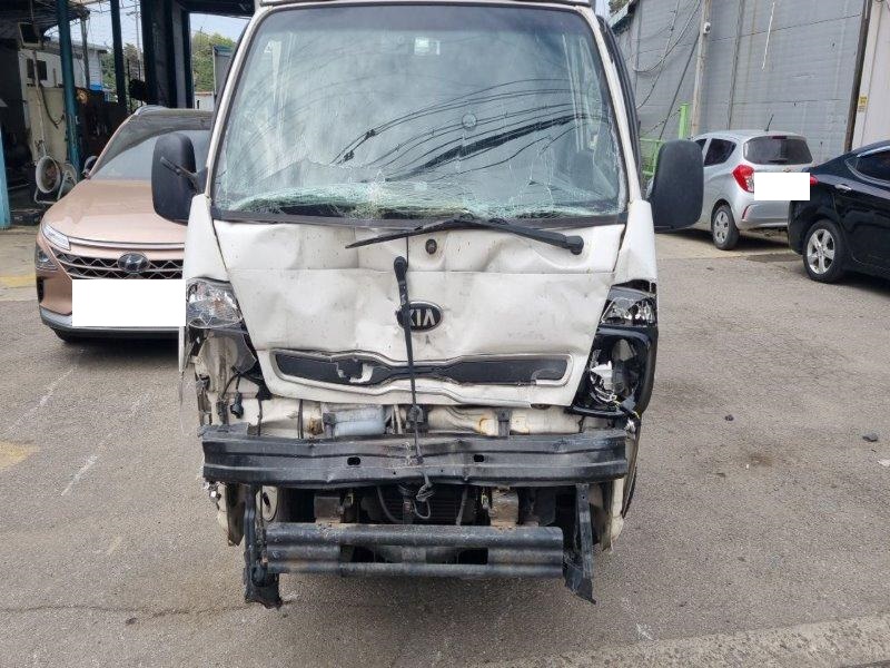 2016 [Wing Body] Bongo 3 1.0 Ton King Cab (CRDi) (076120) pre-producted