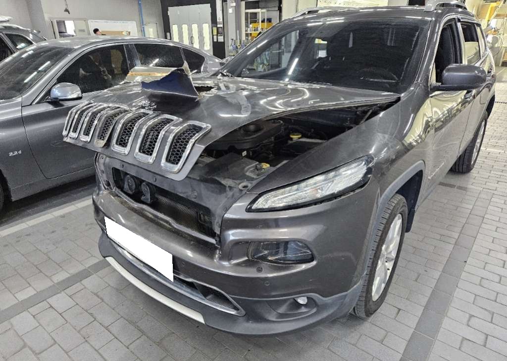 2017 Jeep Cherokee (KL) 2.2 Diesel Limited 4WD (628188) pre-producted