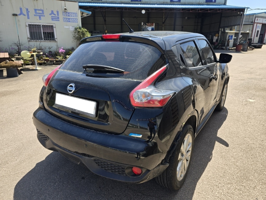 2016 Nissan Juke 1.6 SV (150418) pre-producted