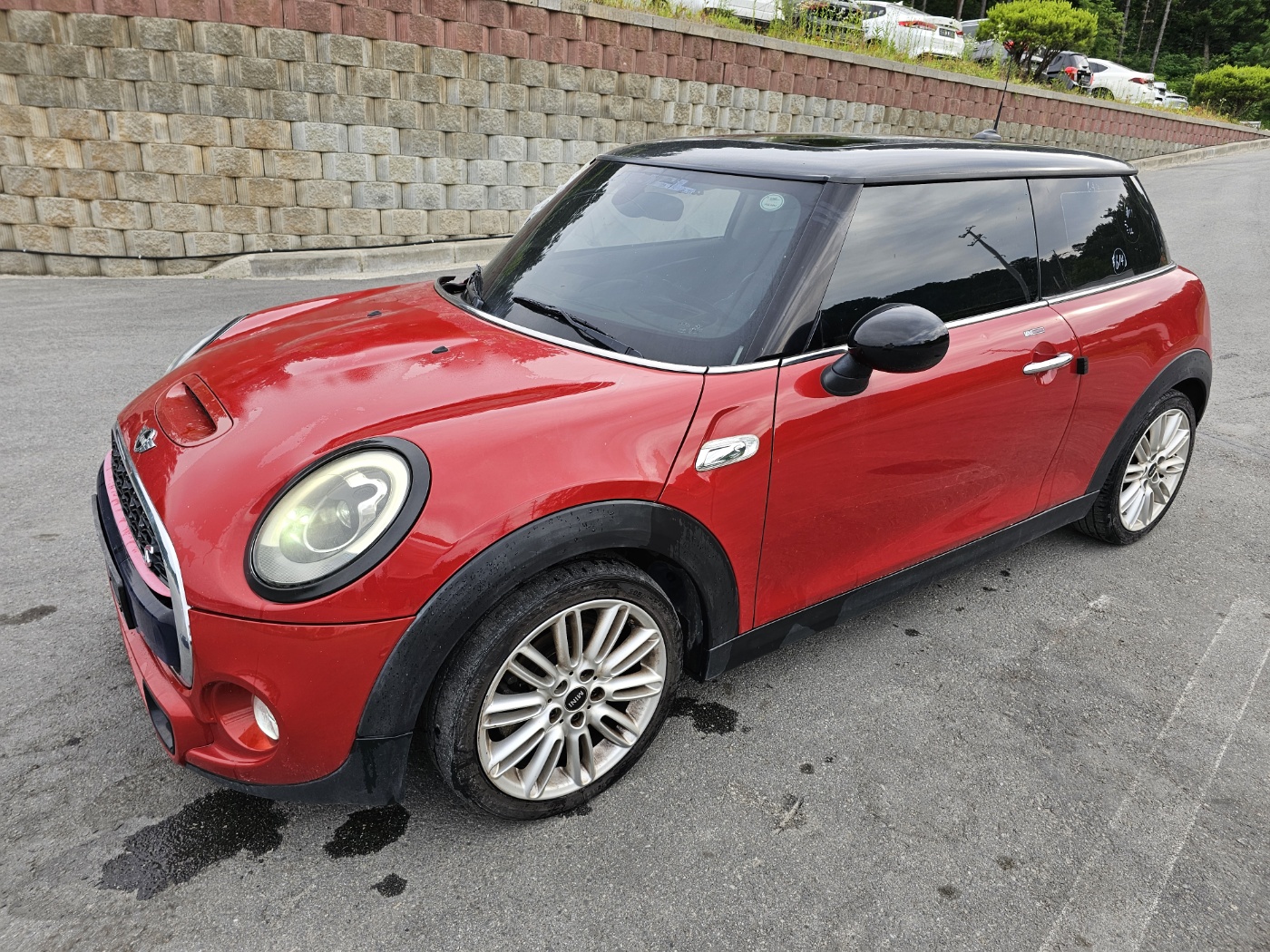 2016 mini Cooper S (S/N: B32016)