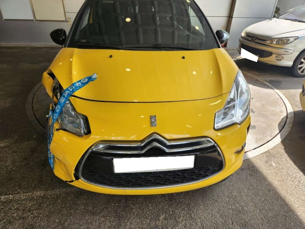 2016 Citroen DS3 Cabrio 1.6 E-HDI So Chic (500435) pre-producted
