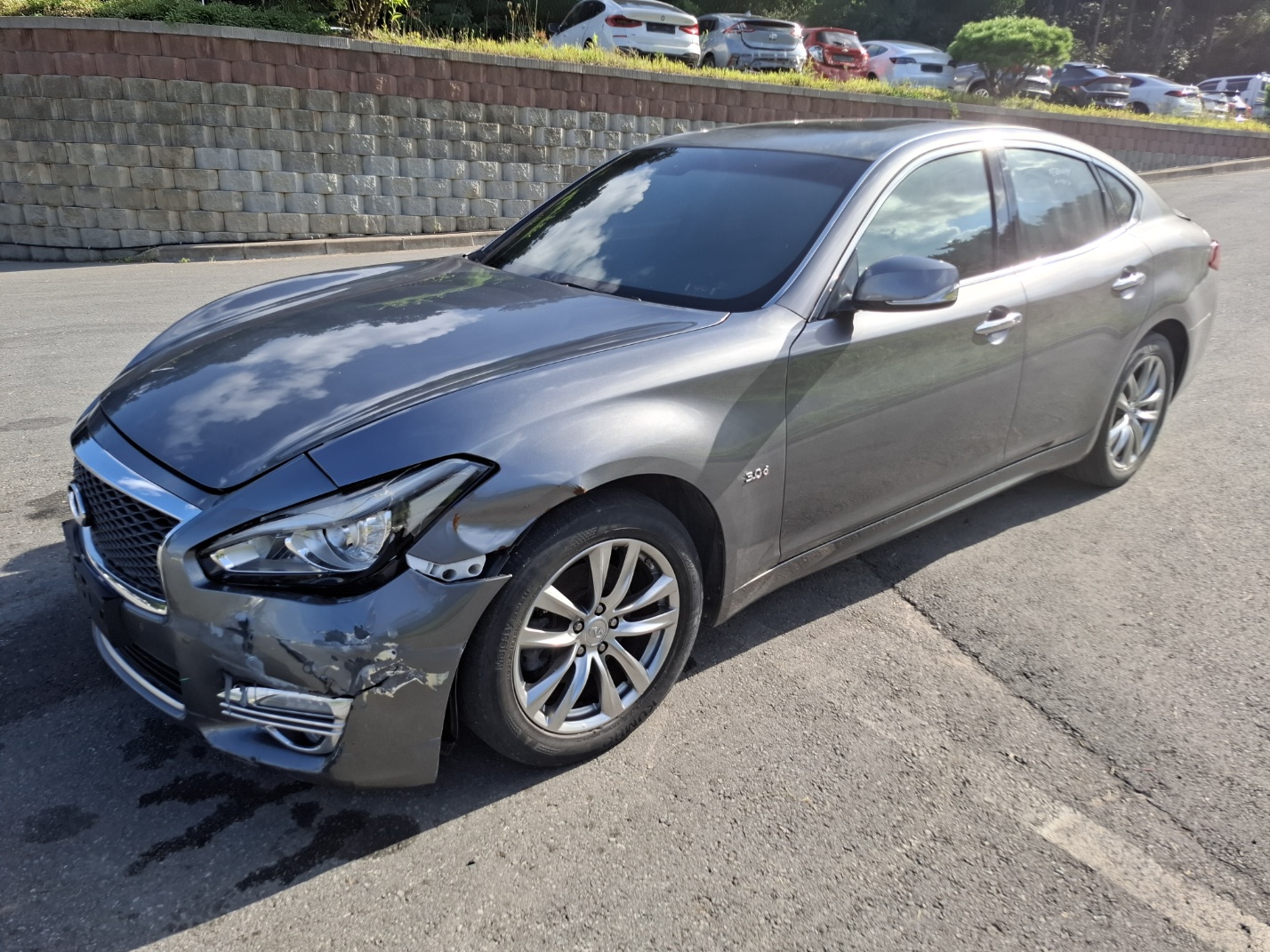 2015 Infiniti Q70 3.0D (S/N: 580074)