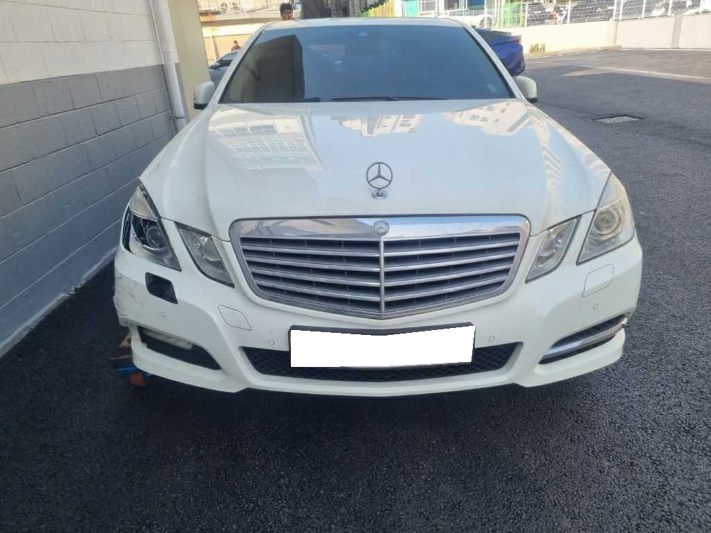 2012 Benz E-Class W212 E220 CDI Avantgarde (628129) pre-producted