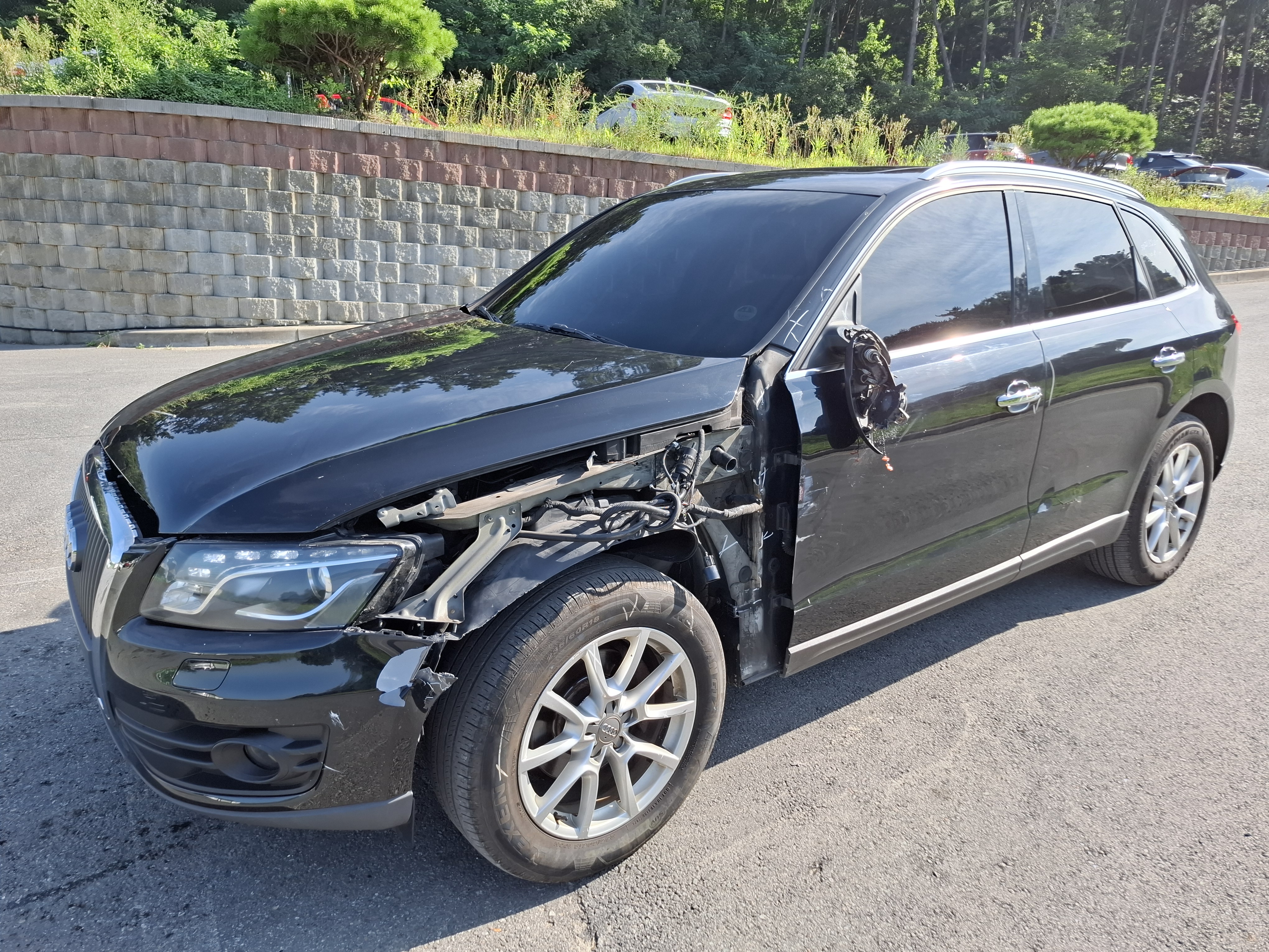 2010 Audi Q5 2.0 TDI quattro (S/N: 067671)
