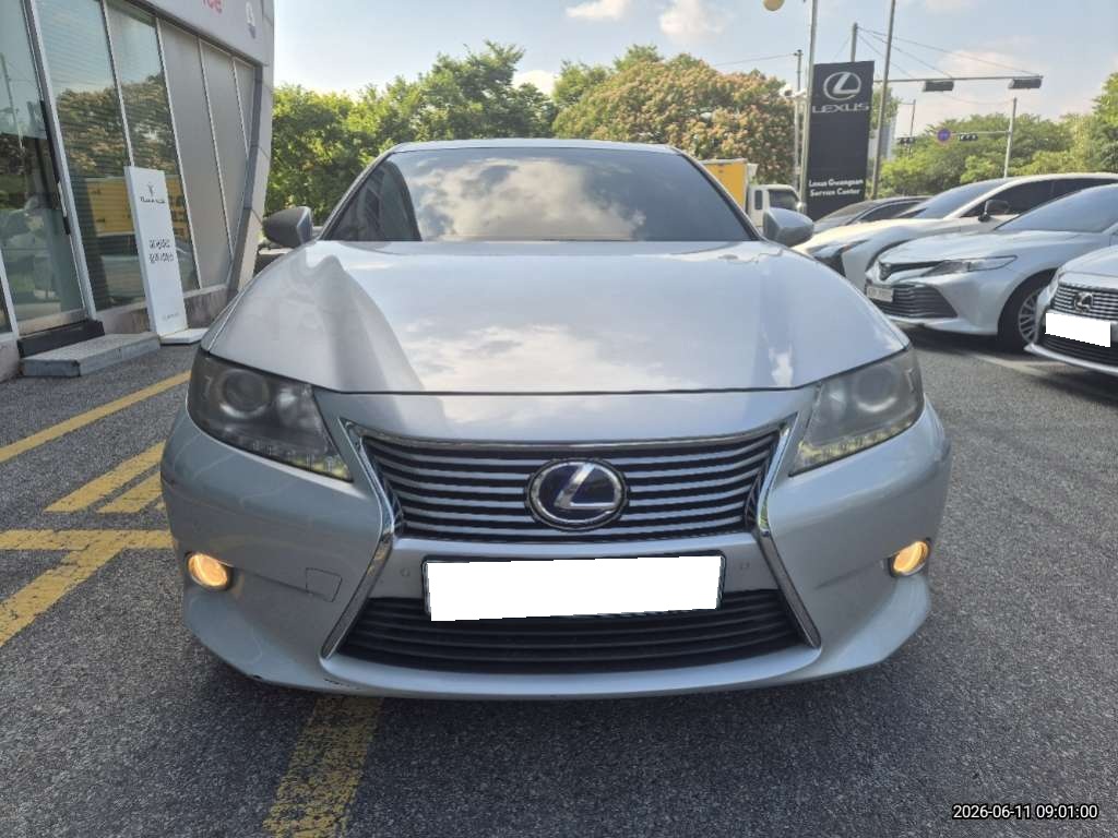 2013 Lexus New ES300h Supreme (010409) pre-producted
