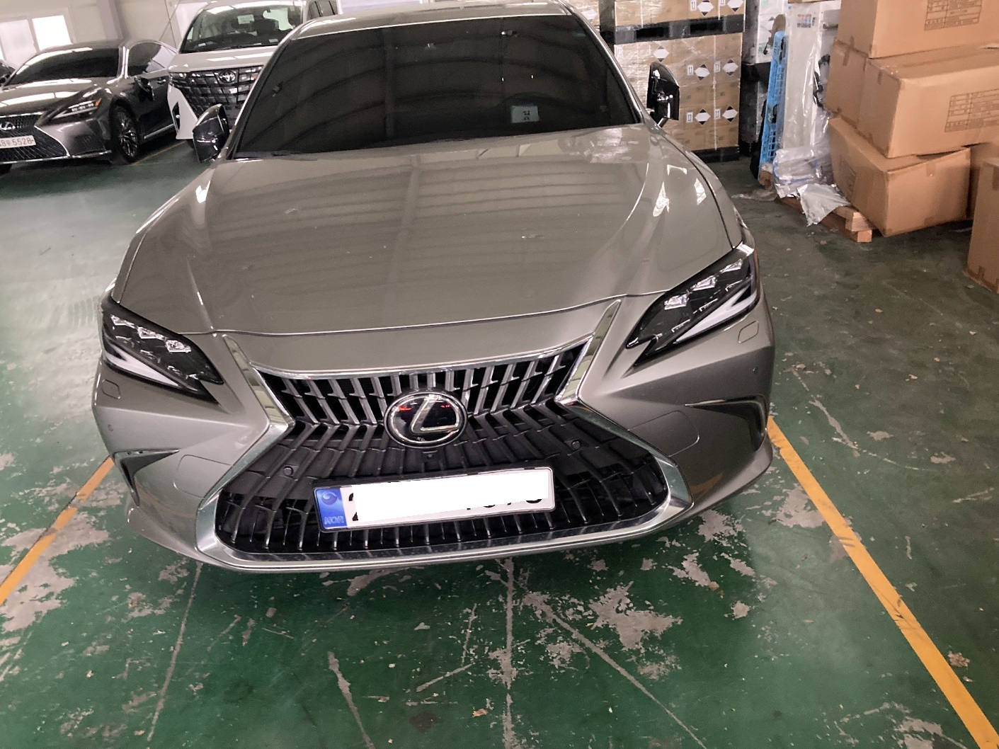 2024 Lexus ES300h 7th gen Executive (021518) pre-producted