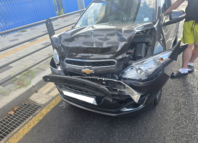 2014 Spark LT (407893) pre-producted