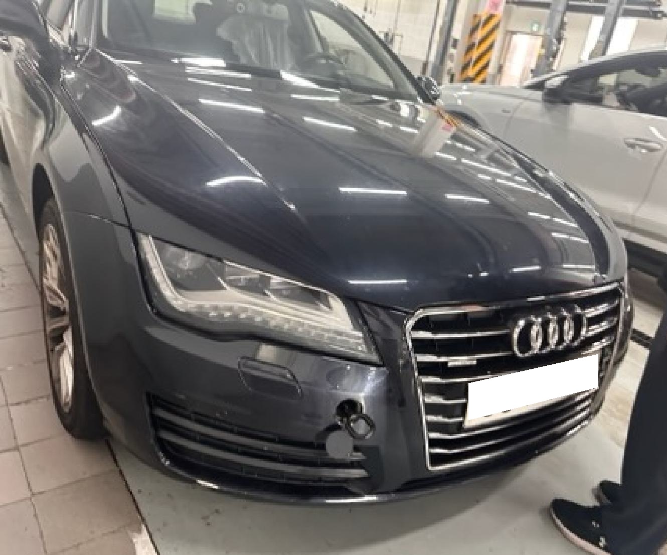 2013 Audi A7 3.0 TFSI quattro entry (088490) pre-producted