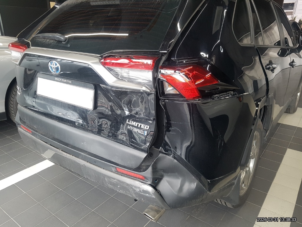[Reserved]2019 Toyota RAV4 (5th Gen) 2.5 4WD Hybrid (017224) pre-producted