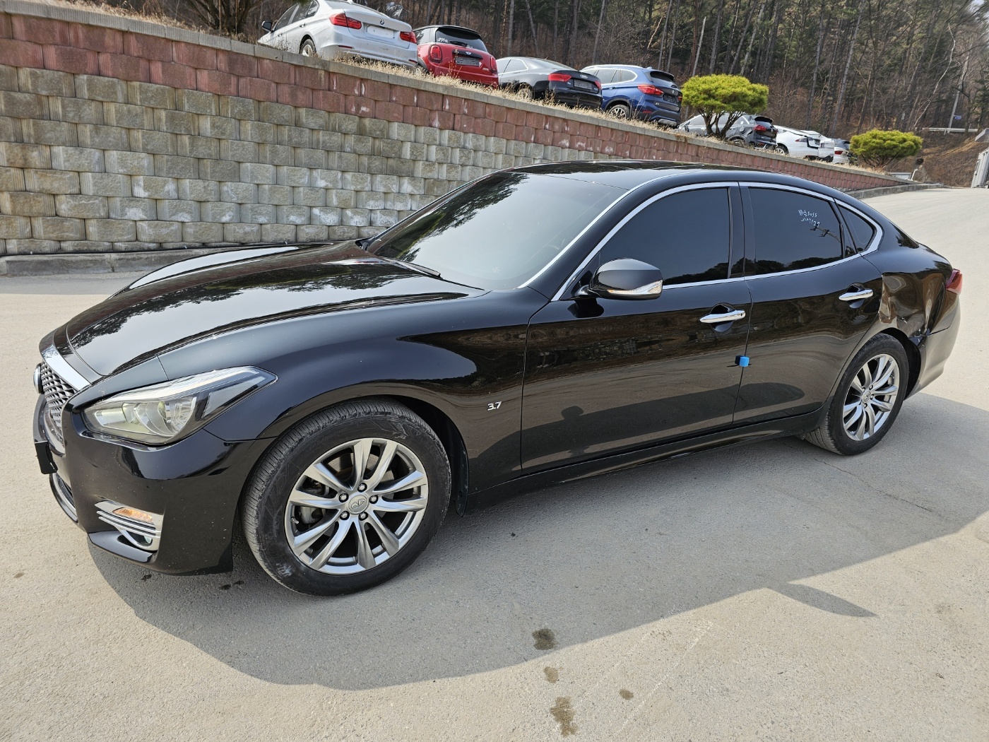 2018 Infiniti Q70 3.7 Style (S/N: 670022)