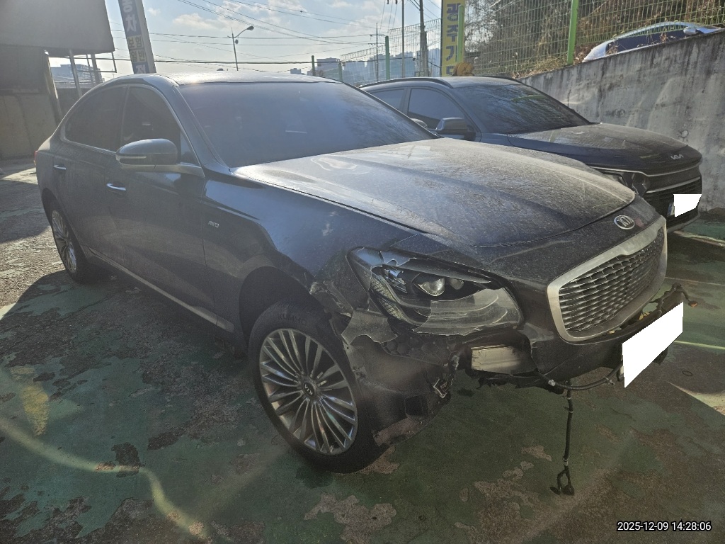 2019 The K9 3.8 GDI AWD (003628) pre-producted