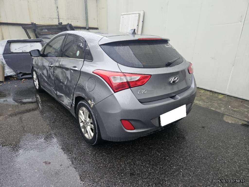 2012 New i30 1.6 VGT Unique (004188) pre-producted