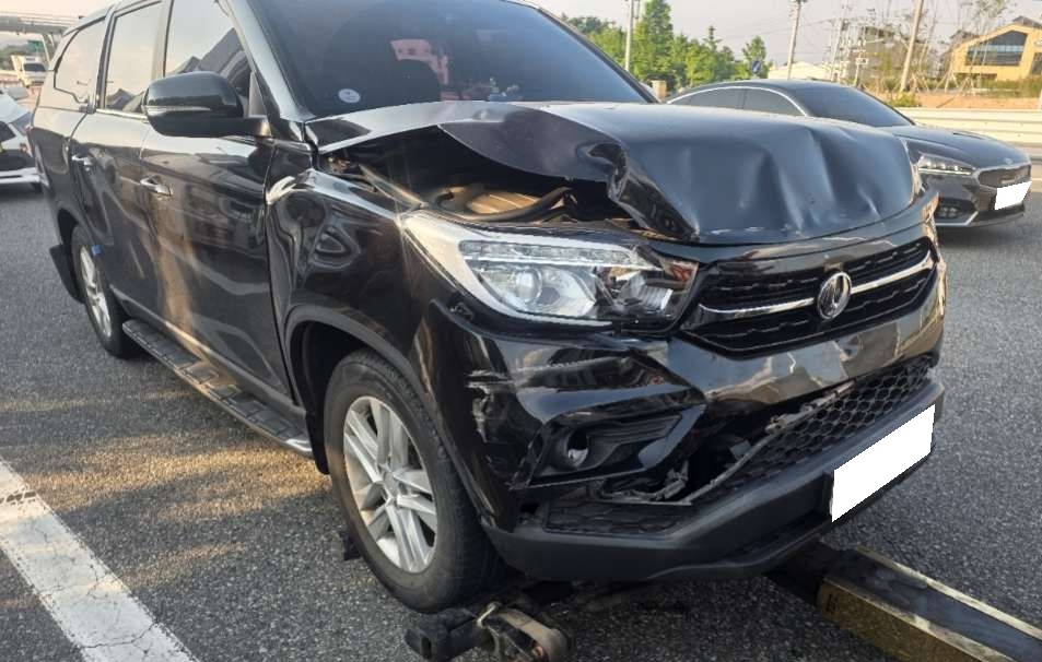 2018 Rexton Sports 4WD Diesel 2.2 (012215) pre-producted
