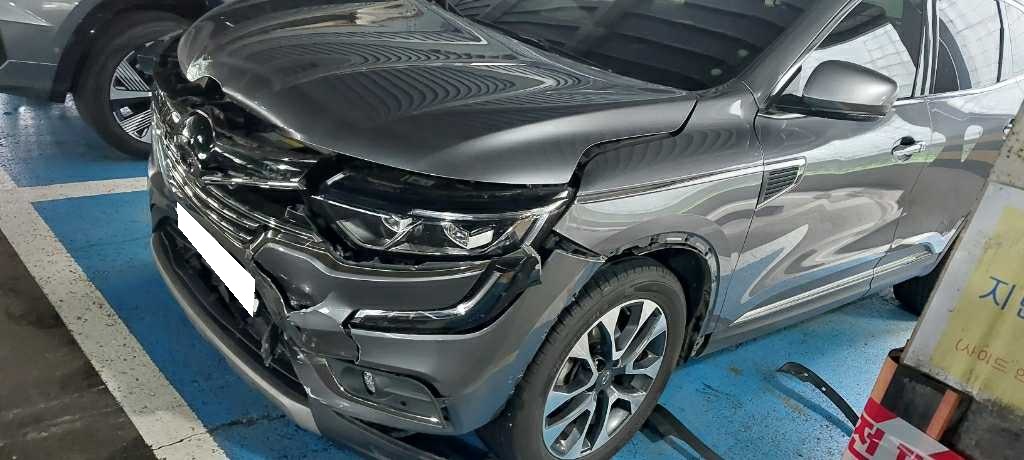 2019 QM6 Gasoline 2WD RE Signature (012869) pre-producted