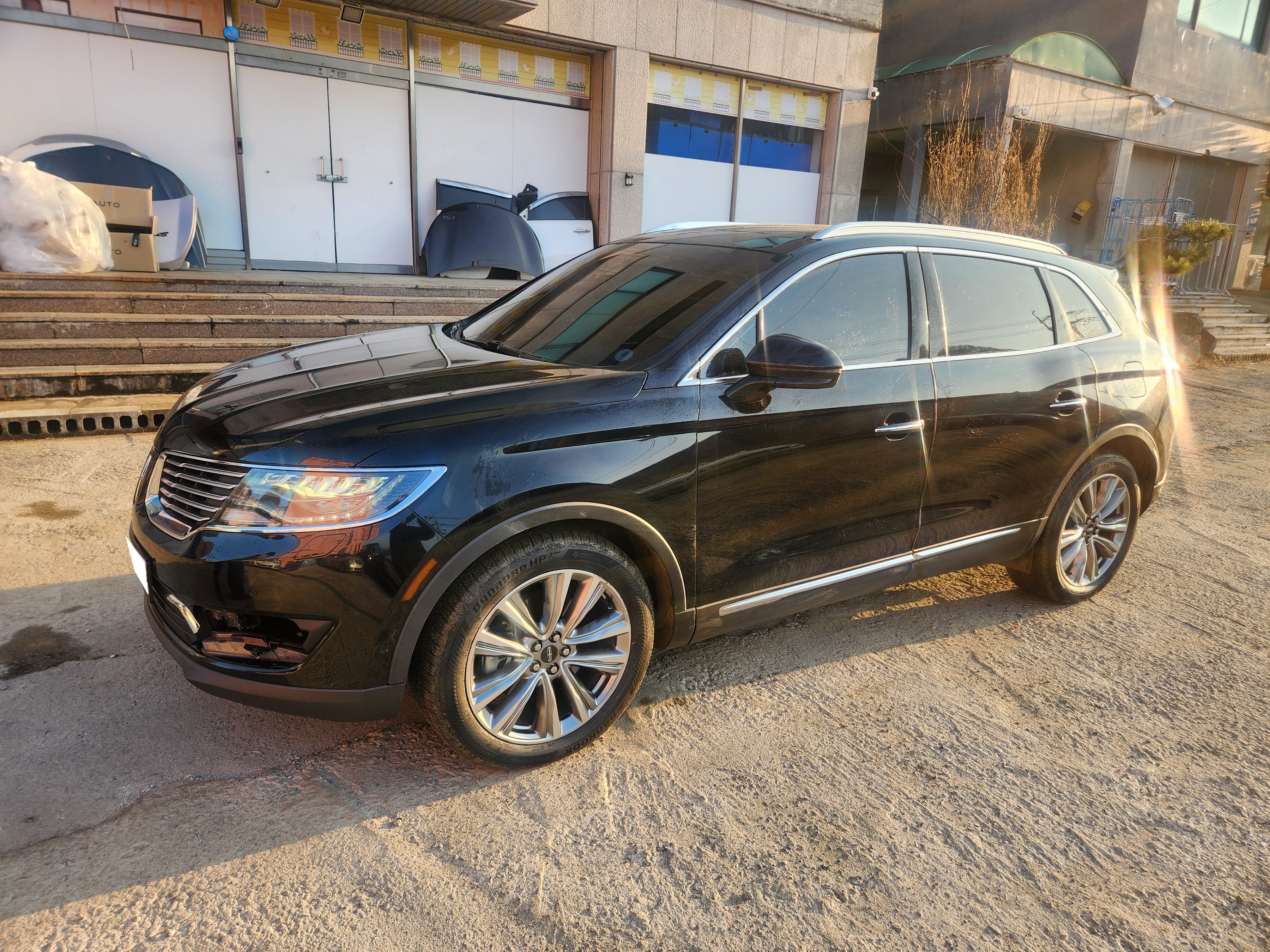 2017 Lincoln MKX 2.7 AWD (S/N: L19529)