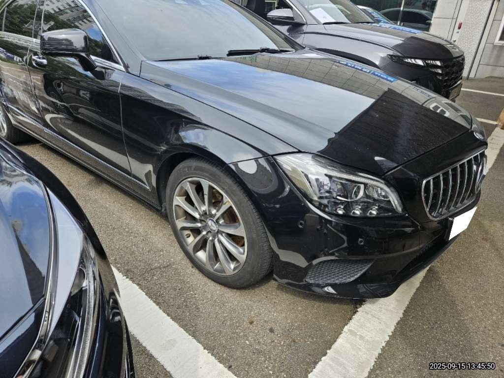 2015 CLS250 BlueTEC 4Matic (139311) pre-producted